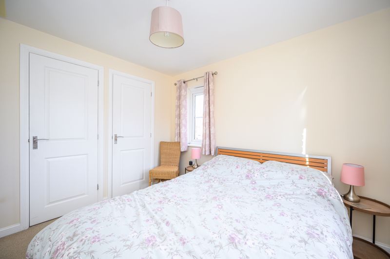 Bedroom- click for photo gallery